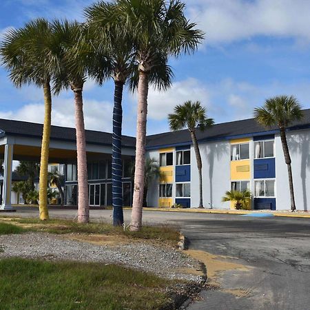 Super 8 By Wyndham Biloxi Motel Exterior foto
