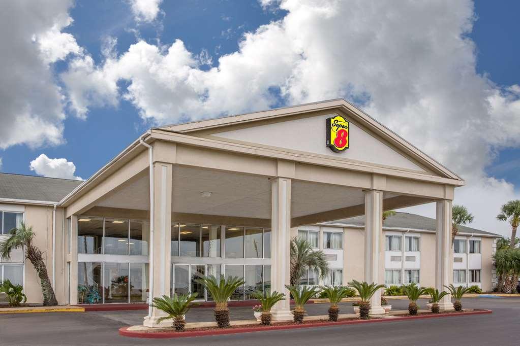 Super 8 By Wyndham Biloxi Motel Exterior foto