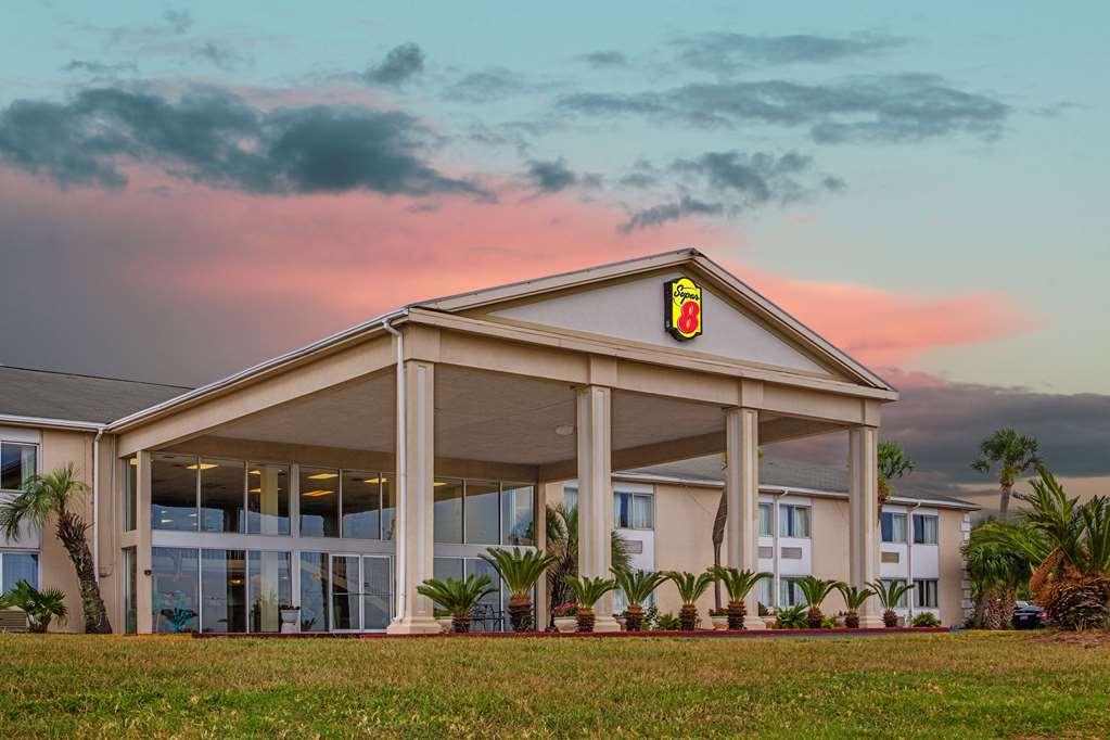 Super 8 By Wyndham Biloxi Motel Exterior foto