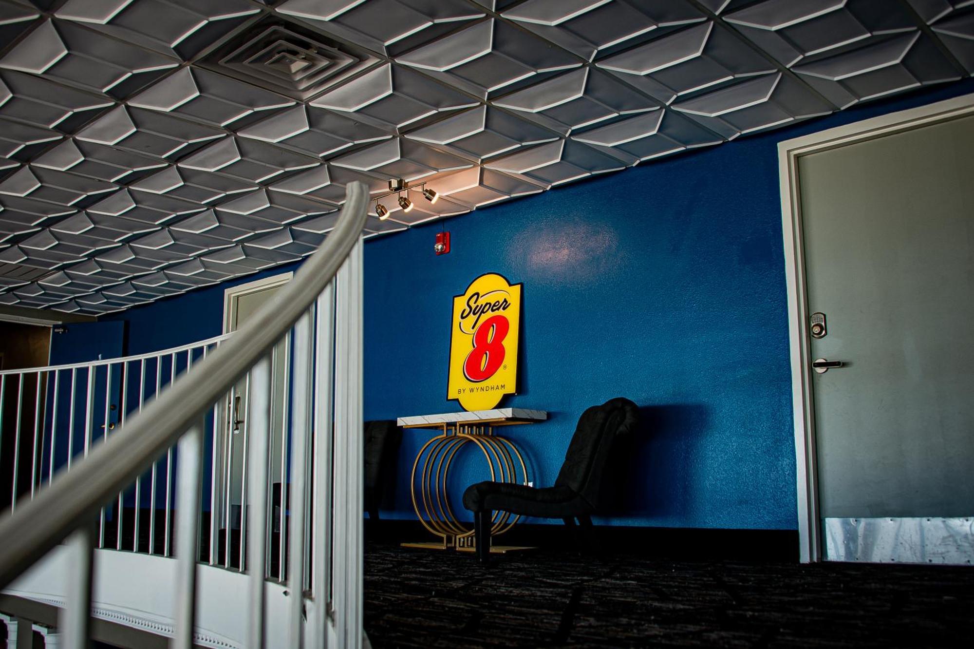 Super 8 By Wyndham Biloxi Motel Exterior foto